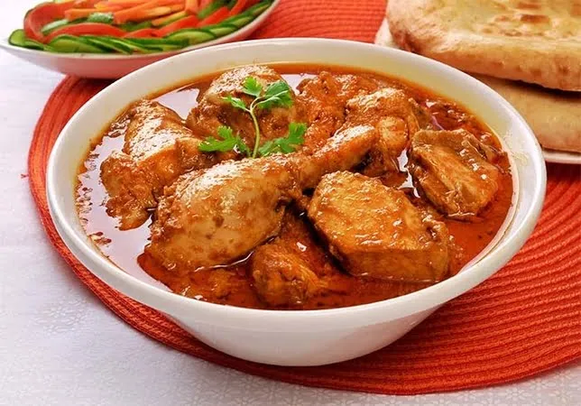 CHICKEN CURRY QUARTER TRAY